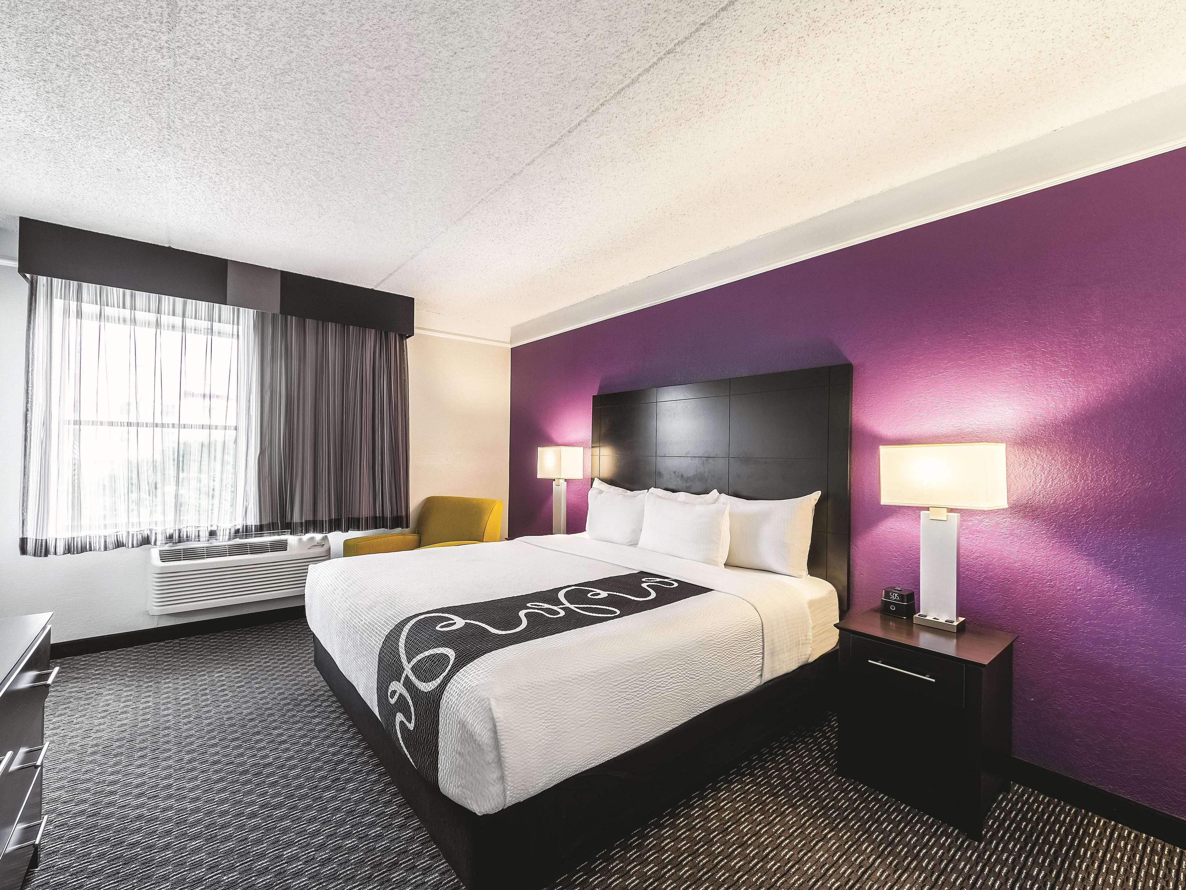 La Quinta & By Wyndham Downtown Hotel San Antonio