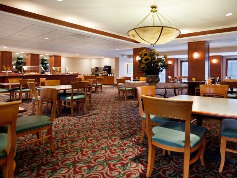 Hotel La Quinta & By Wyndham Downtown 3*