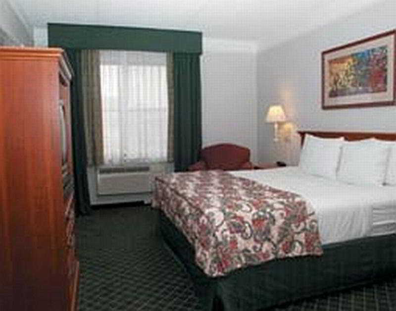 La Quinta & By Wyndham Downtown San Antonio