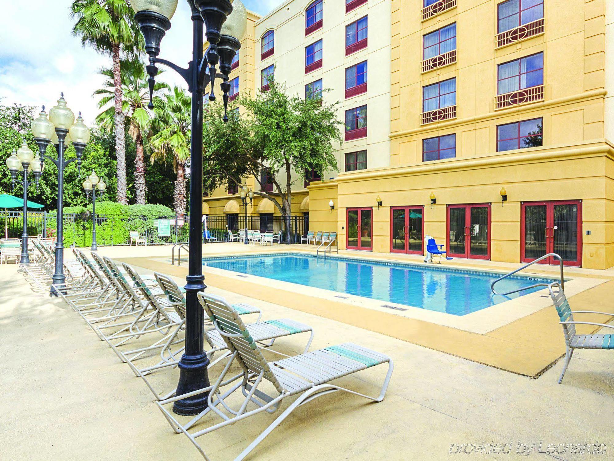 Hotel La Quinta & By Wyndham Downtown San Antonio